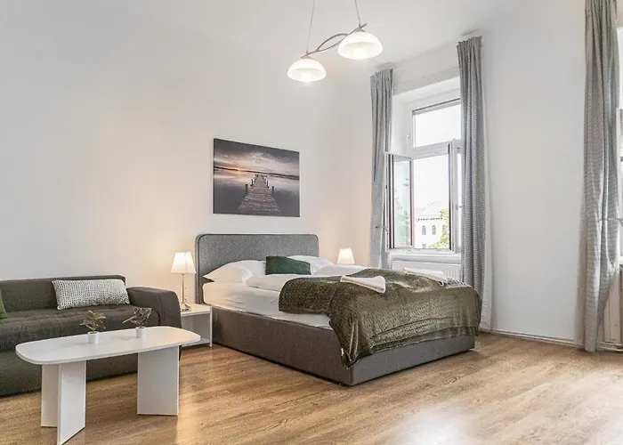 Welcoming 2Br Apt. Near Akh- Perfect For Longstays