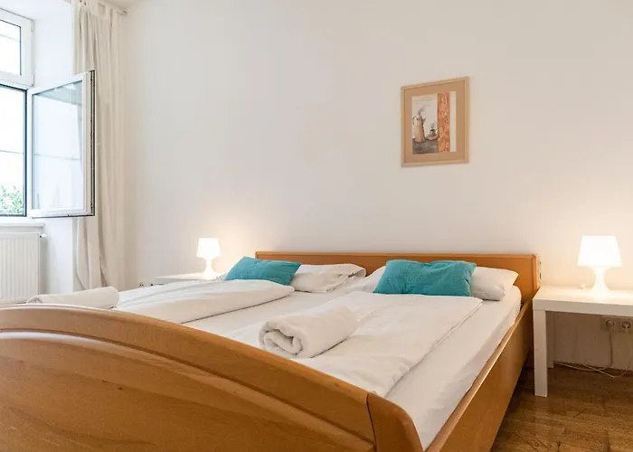 Spacious 3Br Next To Belvedere Perfect For Long Stays