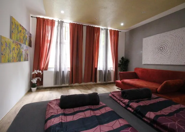 Private Triple Bedroom Rf1