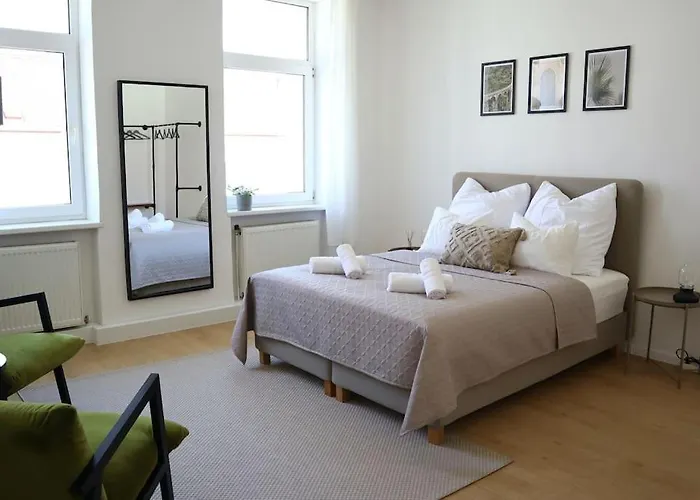 Bloom - Modern One Bedroom Apartment