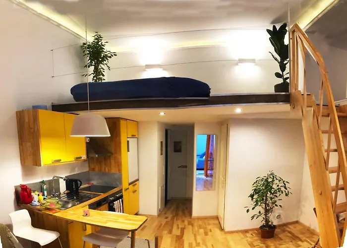 Stylish Loft Apartment City Center