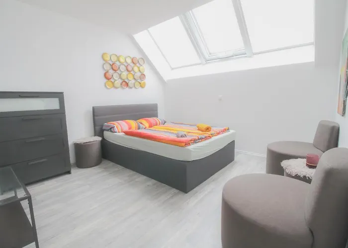 Private Triple Bedroom In Shared Apartment Dw171-4