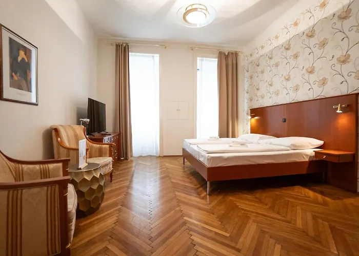 Central Spacious Apartment With A King-Size Bed