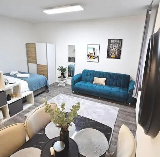 Affordable Suite In Vienna\'S Hotpoint