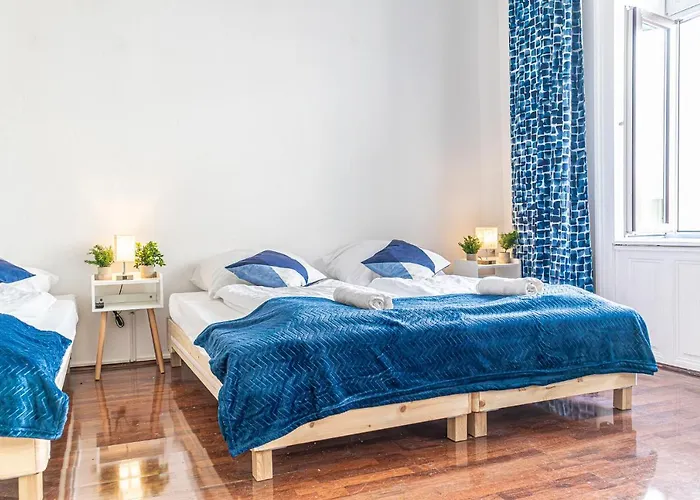Elegant Haven: Stylish And Spacious 3Br Apartment