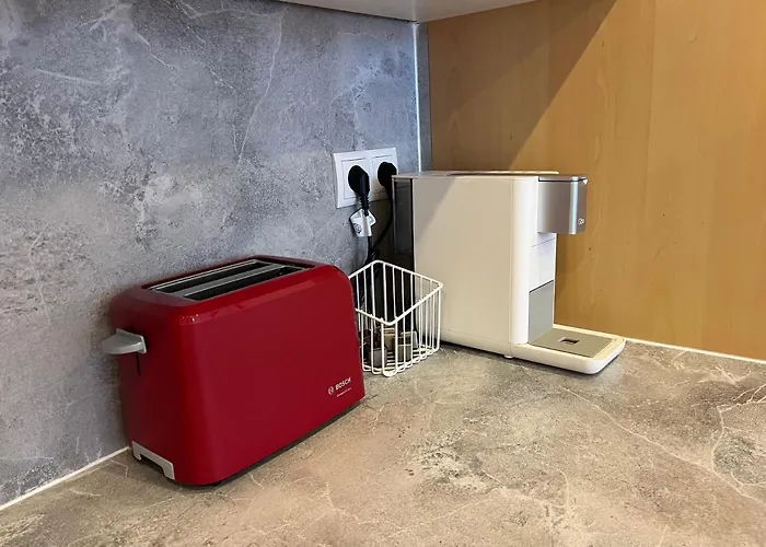 Charmante Wohnung: Naehe Zentrum
