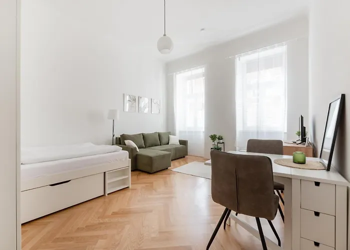 Zwischen Schoenbrunn Und Zentrum, Neues Apartment In Gruenruhelage Bei Schoenbrunn