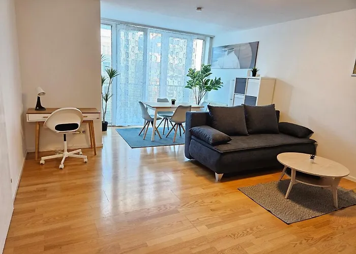 City Oasis With Brand-New Kitchen 1Br