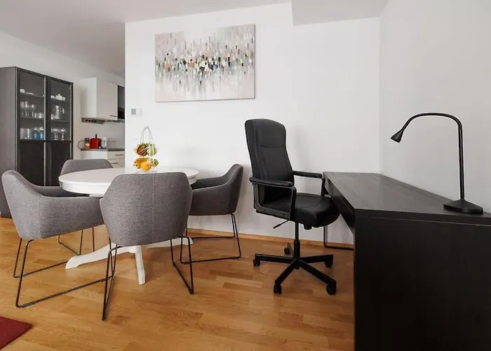 New! Convenient Viennalove Apartment Wienmeidling