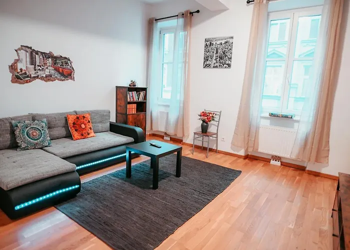 Vienna Central Apartment 4