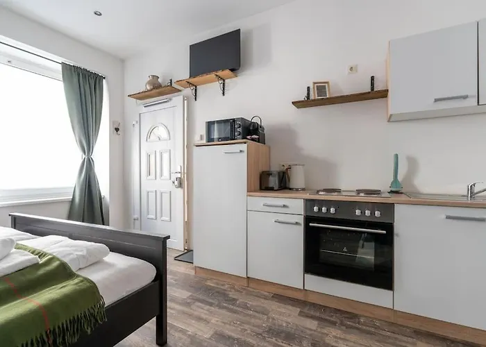 Sleek Studio By City Center By Hm