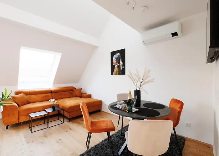 Symphony Apartments 42 - Modern Loft With Terrace And Grill In Central Location