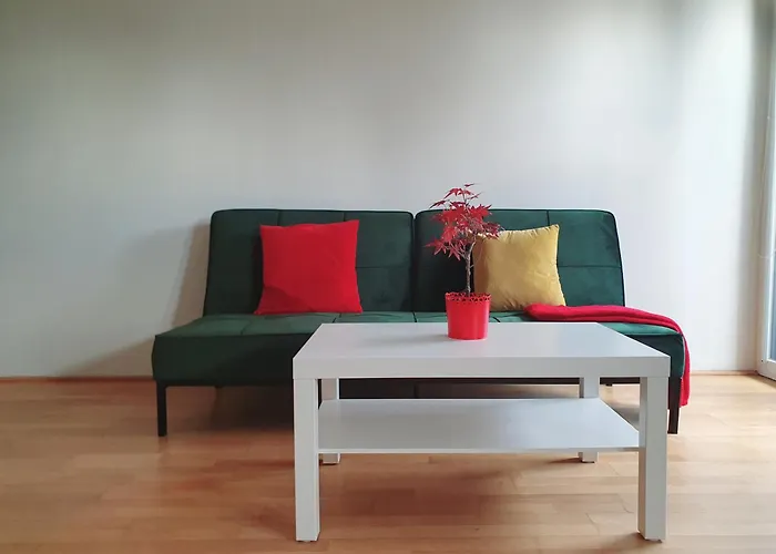 Near Lake One Bedroom Adorable Apartment