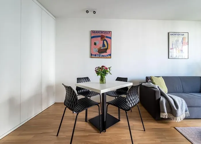 Hm • New Studio By Wu & Messe