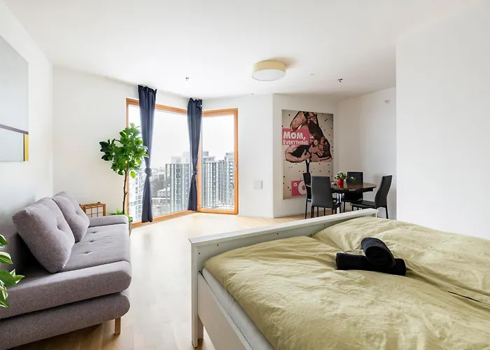 Central Station Loft - Amazing View In City Center - Jupihome