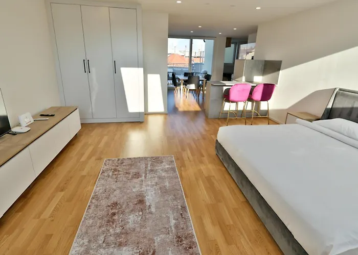 Vienna Lotus Apartments