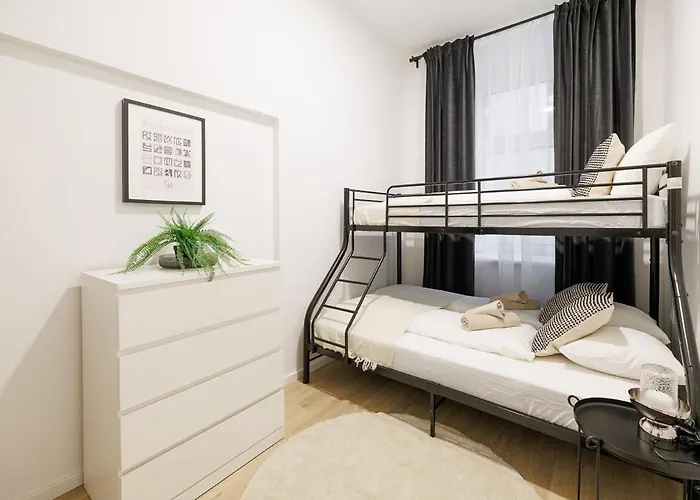 Central City Style Rooms By Home2