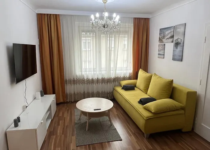 Elegant Viennese Apt 15 Min To City Center