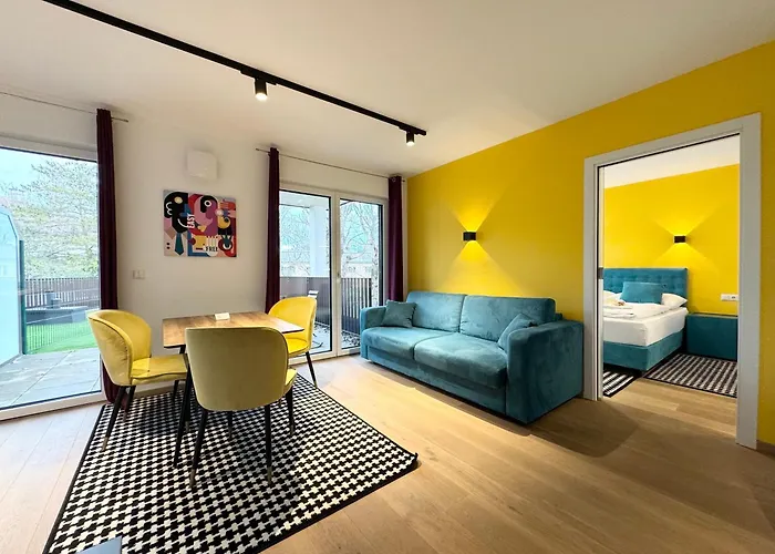Wohnung Mit Terrasse + Parkplatz