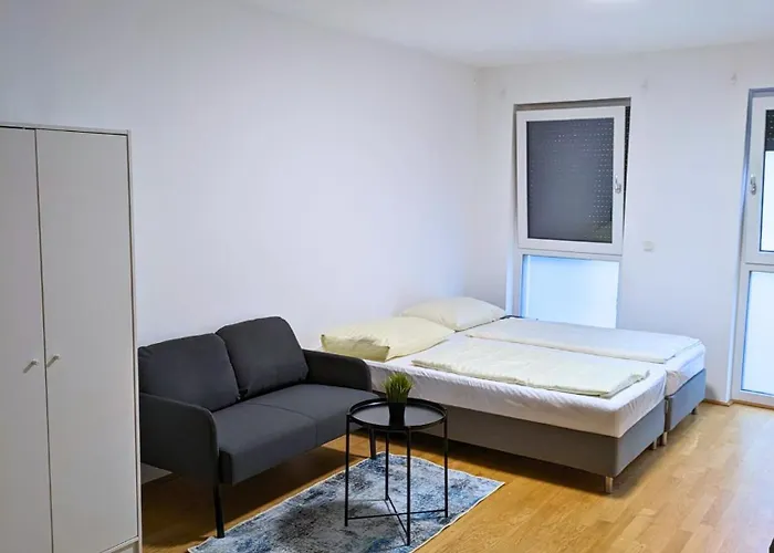 Vienna\'S Danube Apartments