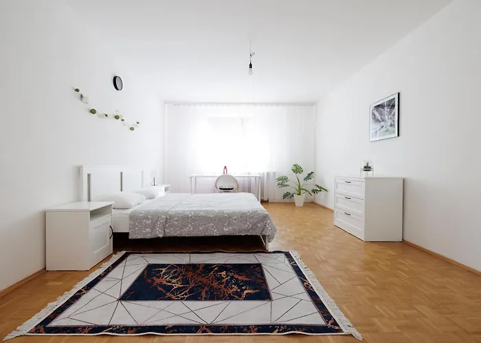 Cozy, Spacious And Charming 4 Bedrooms Apartament