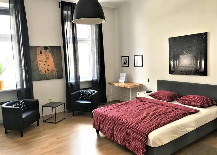 Studio & Apartments Near Reumannplatz