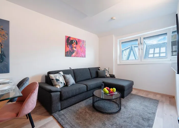 Sky9 Apartments Stadthalle