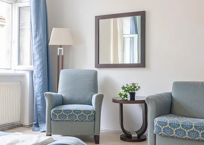 Inviting 2Br Shared Apt - Centrally Located