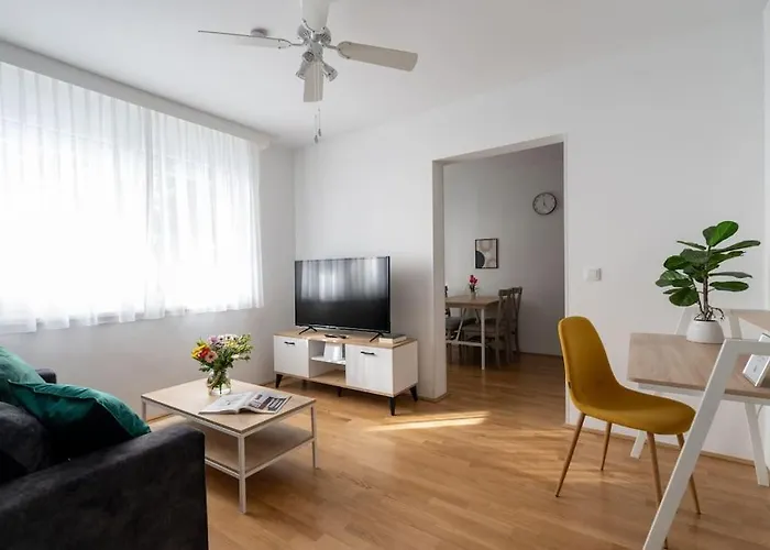 1Br Haven With Swift City Access By Hm