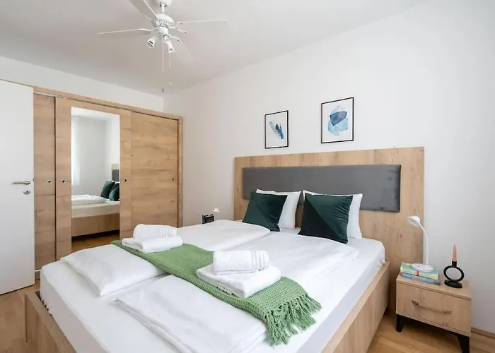 Trendy 1Br, Direct City Access By Hm