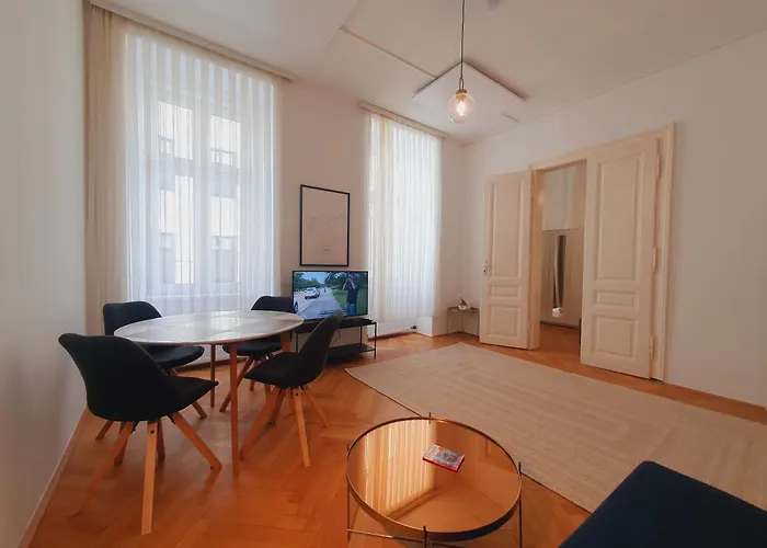 Savoir Vivre Apartments Rosinagasse