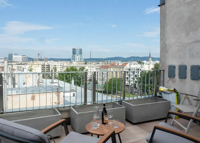 360 View Loft 3