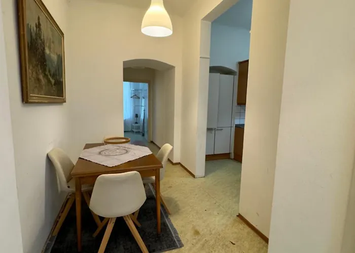 Ganzen Unterkunft In 1100 Wien A
