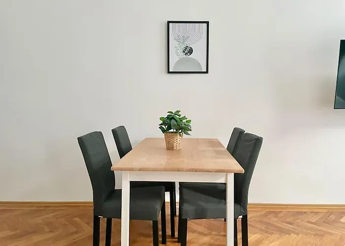 Sunny Central Apartment