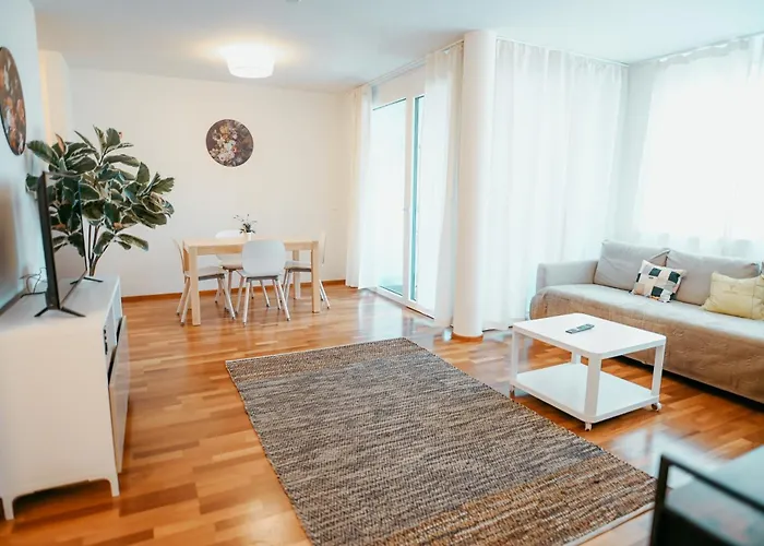 Danube Island Apartment 12