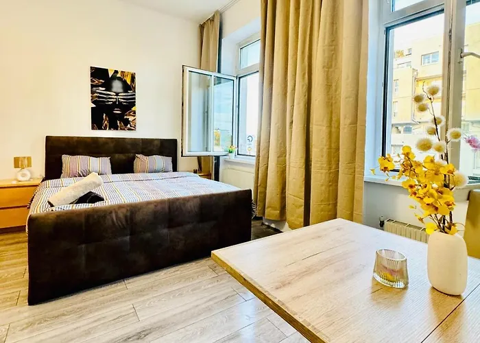 Comfy 3Br In A Shared Apt, 10Min To Fac Platz