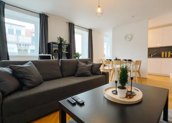 110Qm, 4 Bedrooms, Near Schoenbrunn - Axara Housing Osw 33