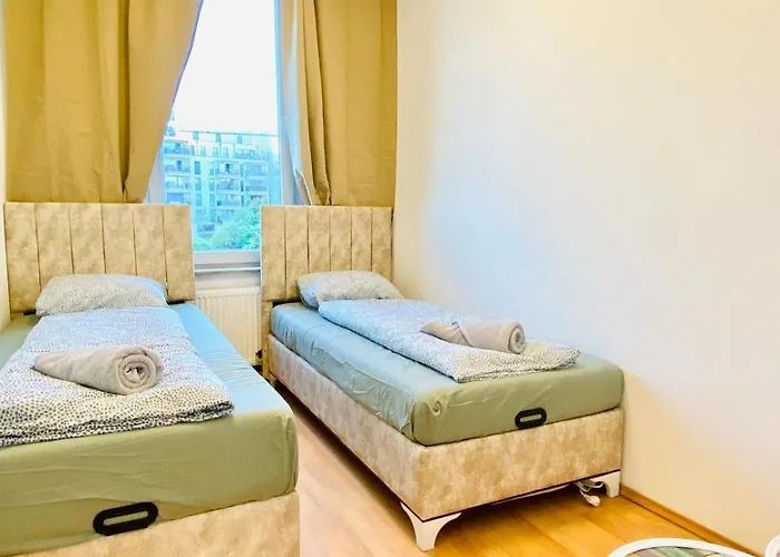 Bright 5Br Shared Apartment W Great Transport Link