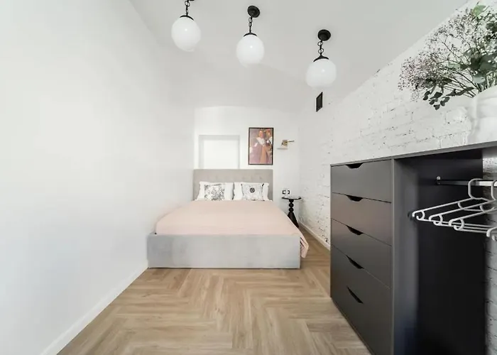 Waltz & Wine Suites
