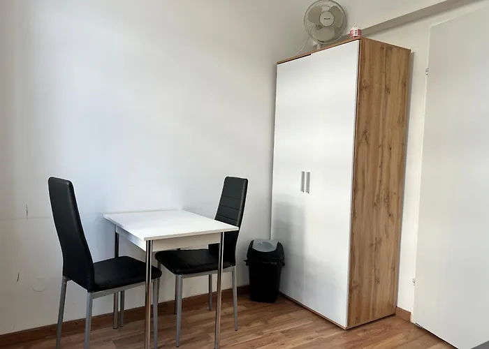 Affordable 3Br Apt Prime Location In Vienna