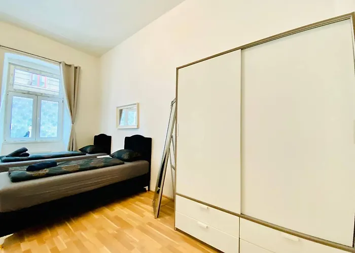 Cozy Studio Lg4