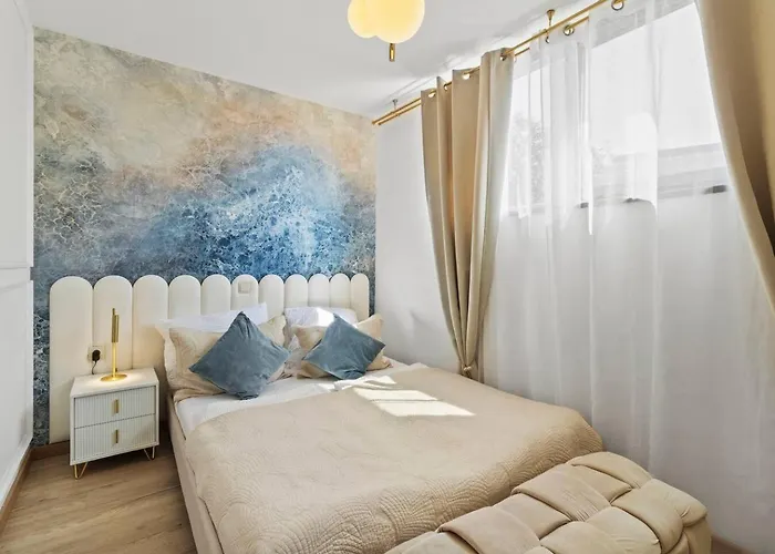 Art Apartment Bi