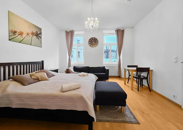 Three King-Size Beds, Three Bedrooms