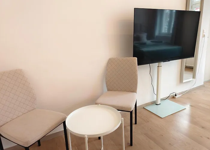 The Mint Apartment - Schoenbrunn Palace