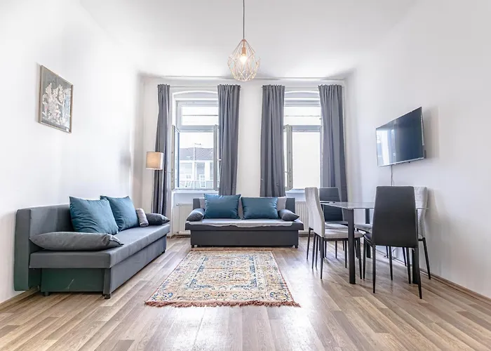 Explore Vienna 2Br And 1Lr Retreat Near Westbahnhof