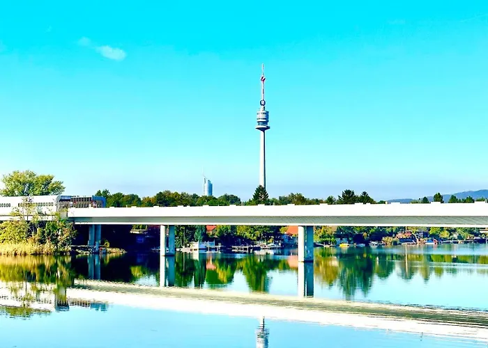Ursula Rose Collection An Der Donau