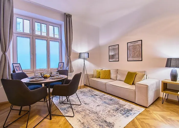Posh Studio Apartment - Klassisch & Schick