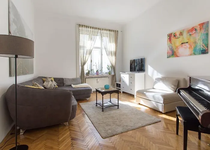 Nomio\'S City Apartment