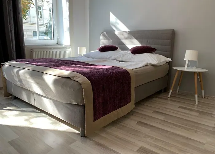 Schoenbrunn Apartment