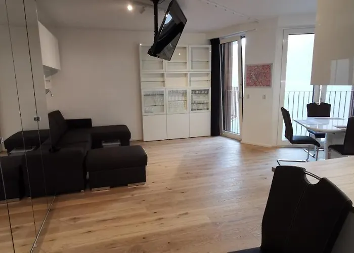 Downtown Vienna New Built Luxury Suites